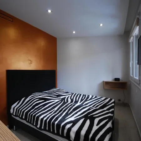 Three Bedroom Carlton