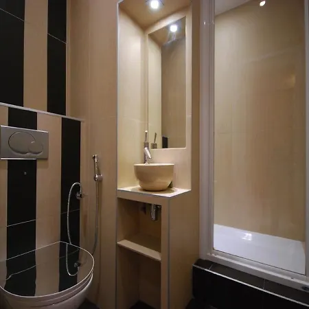 Three Bedroom Carlton * Cannes